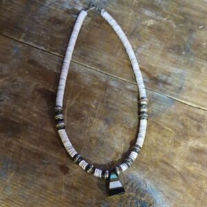 Vintage Native American Heishi Beaded Necklace Turqouise Onyx